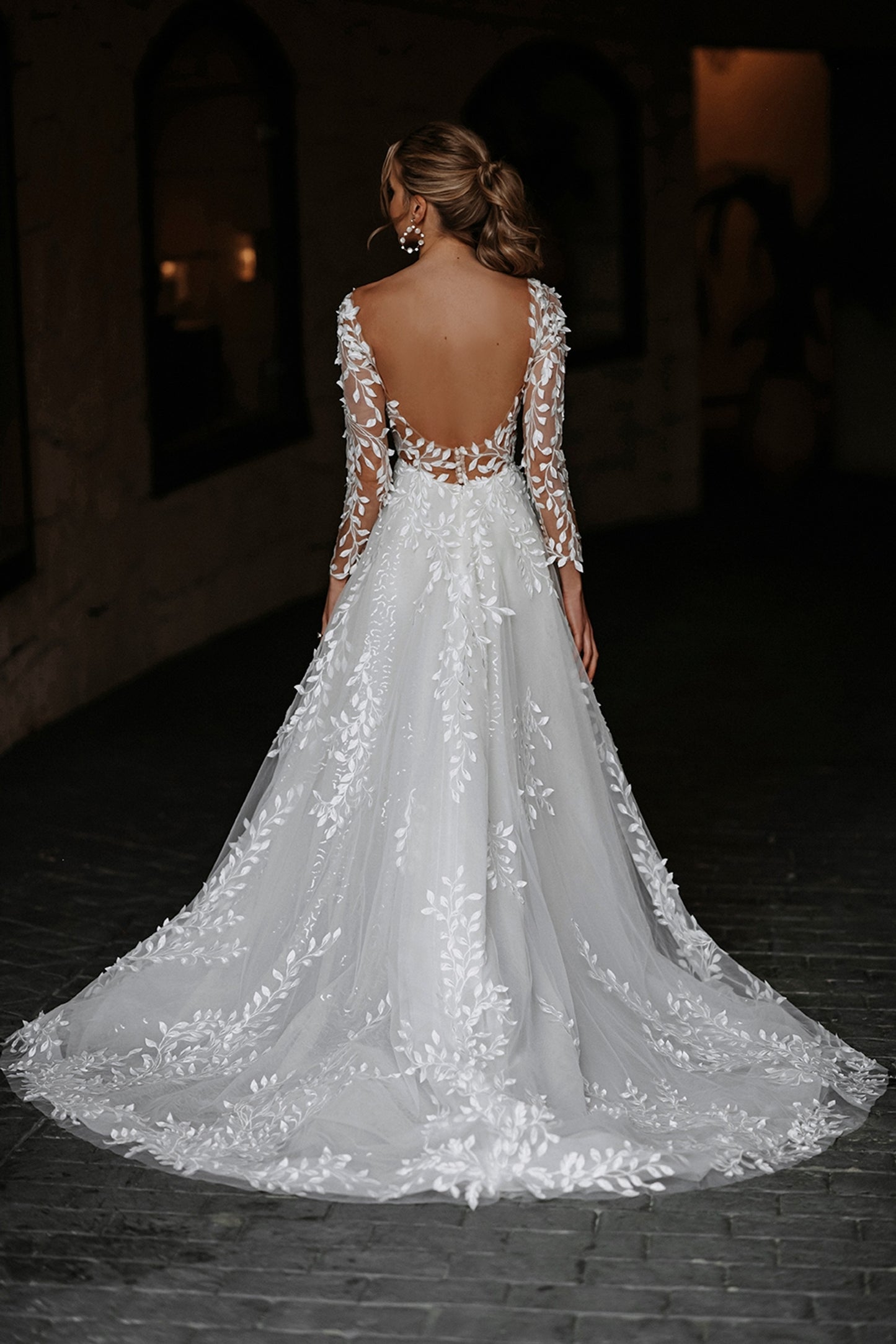 Idina E266