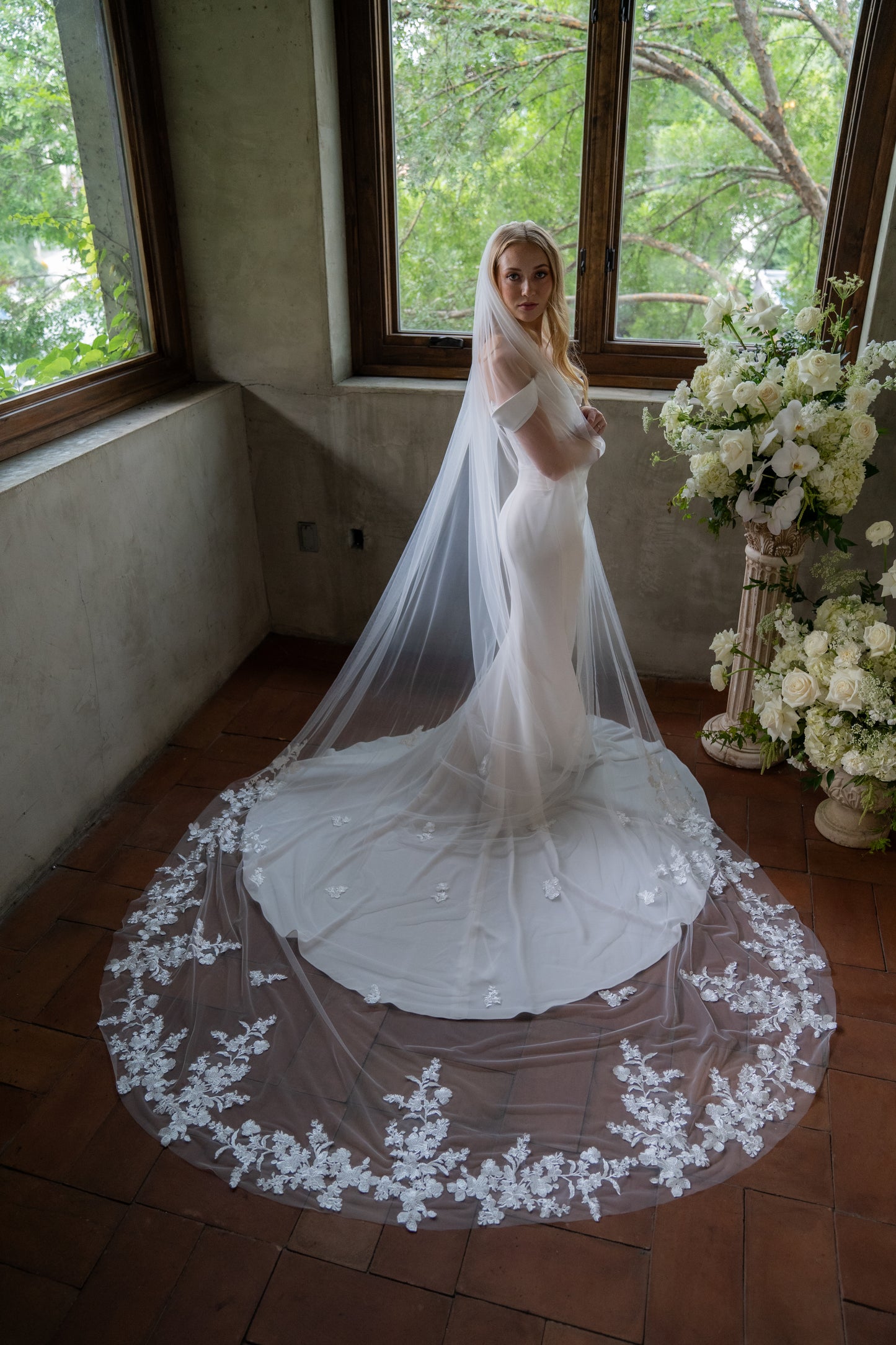 Cascading Lace Cathedral Veil