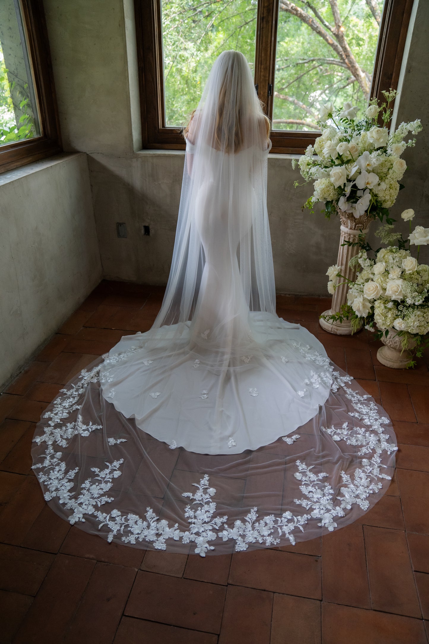 Cascading Lace Cathedral Veil