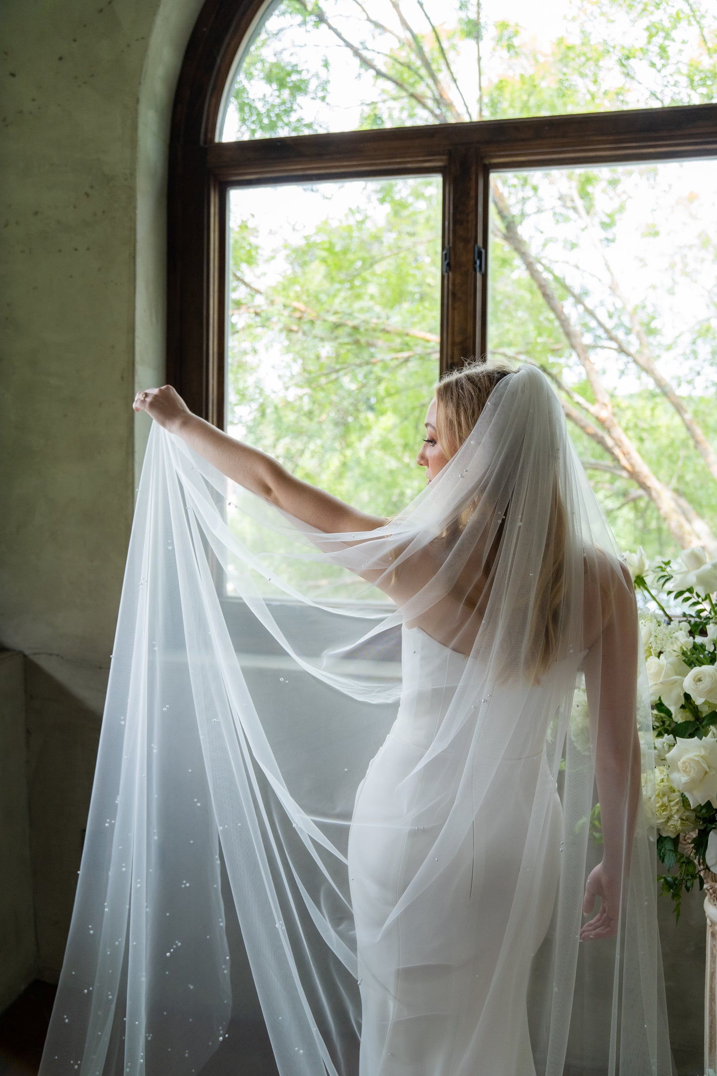 Dew Drop Pearl Cathedral Veil