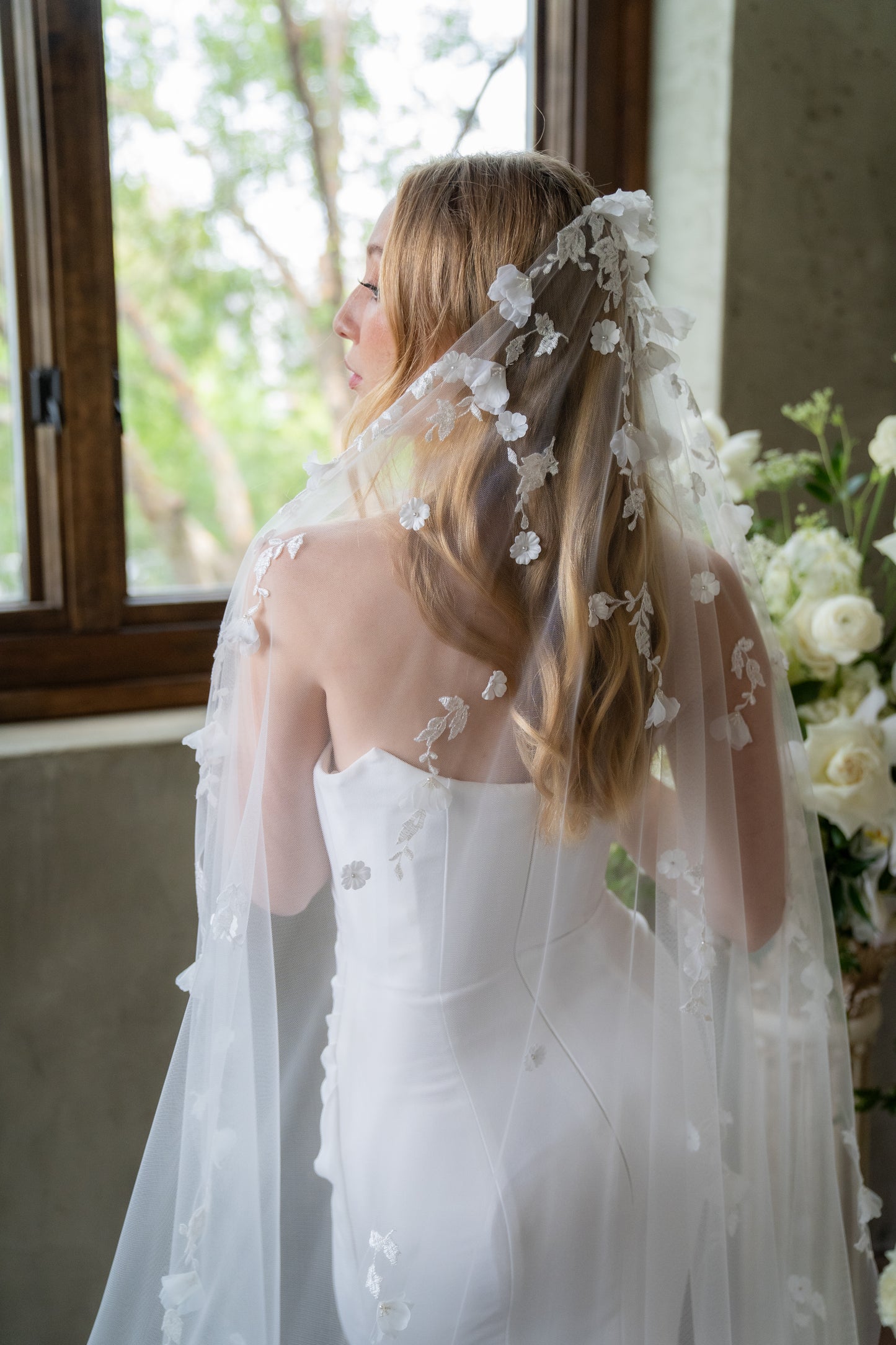 Waterfall 3D Floral Cathedral Veil