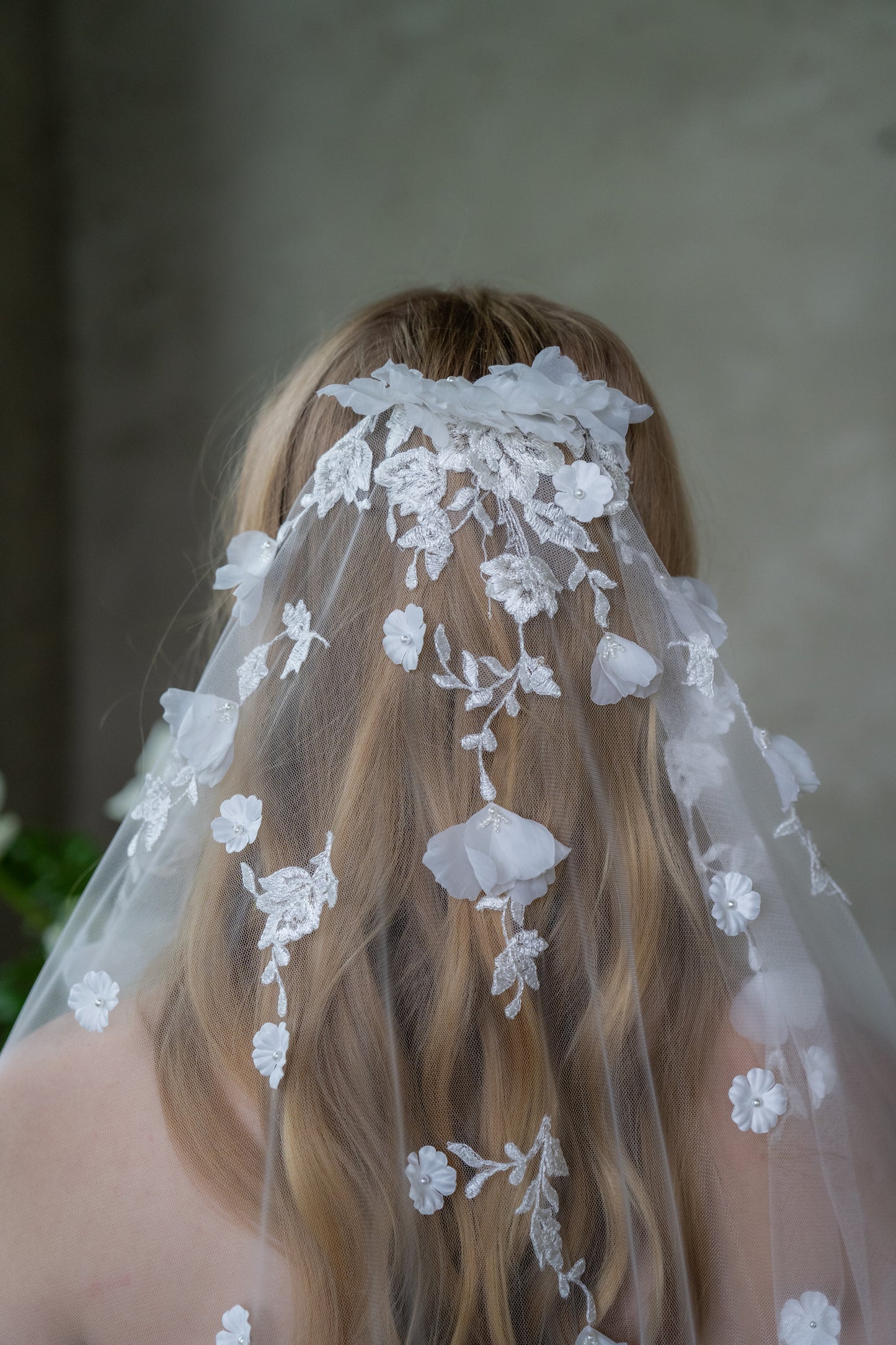 Waterfall 3D Floral Cathedral Veil